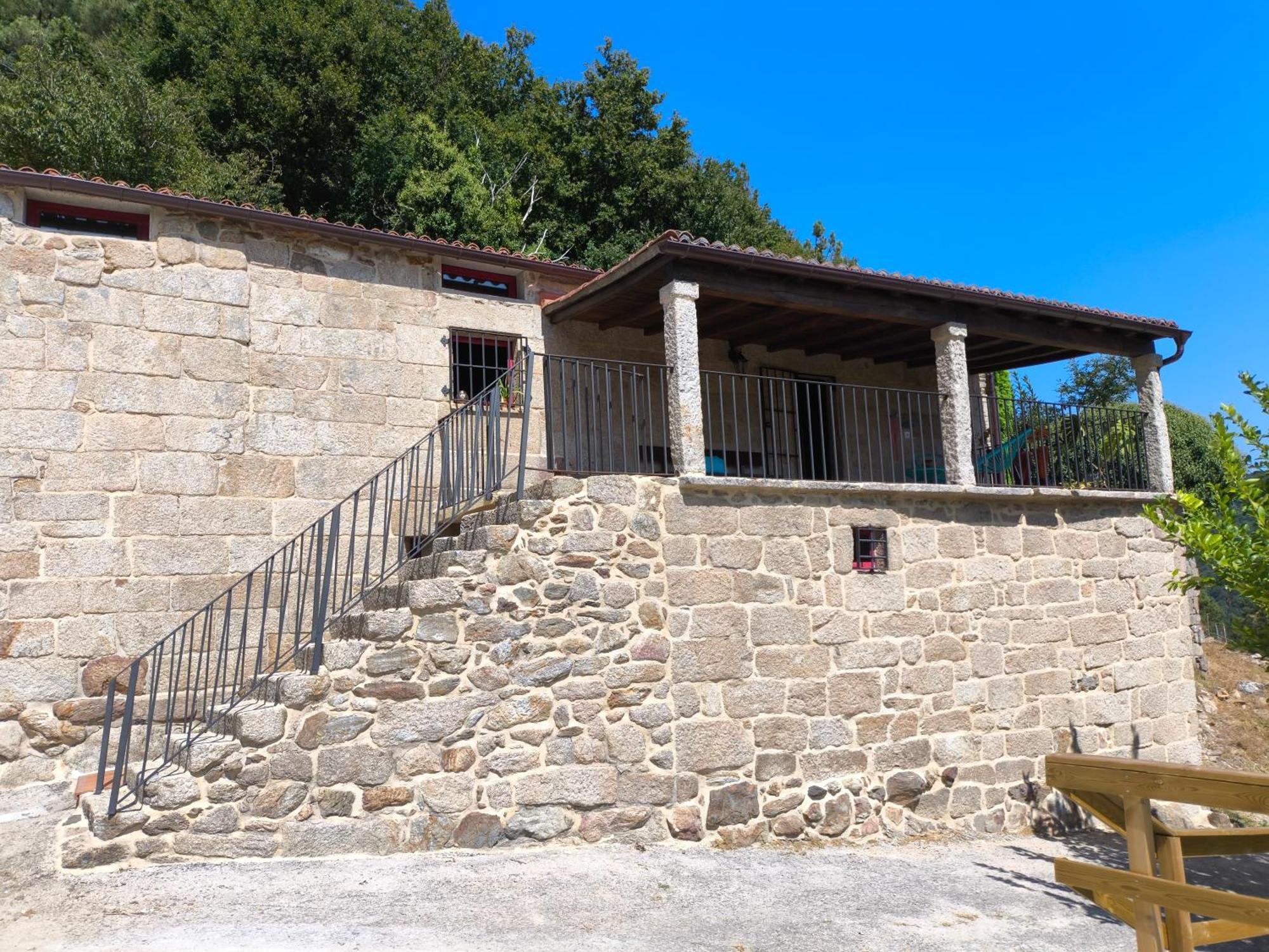 Peares Xiravai-Ribeira Sacraヴィラ エクステリア 写真
