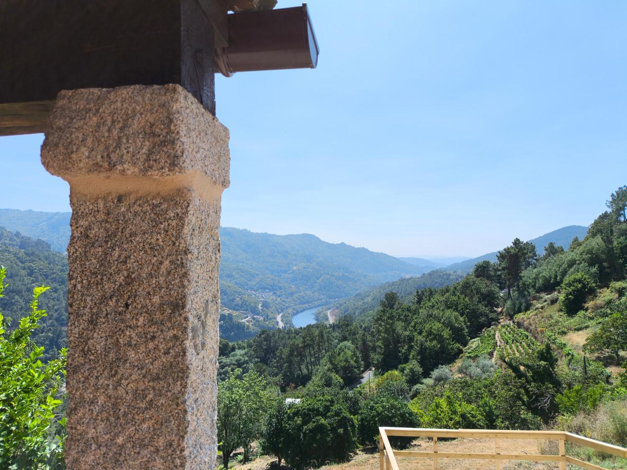 Peares Xiravai-Ribeira Sacraヴィラ エクステリア 写真